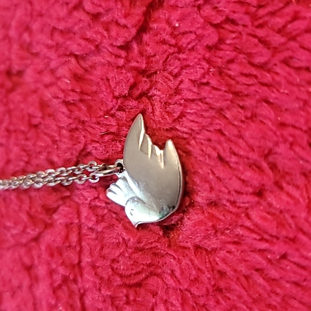 Silver Coloured Thin Dove  Pendent